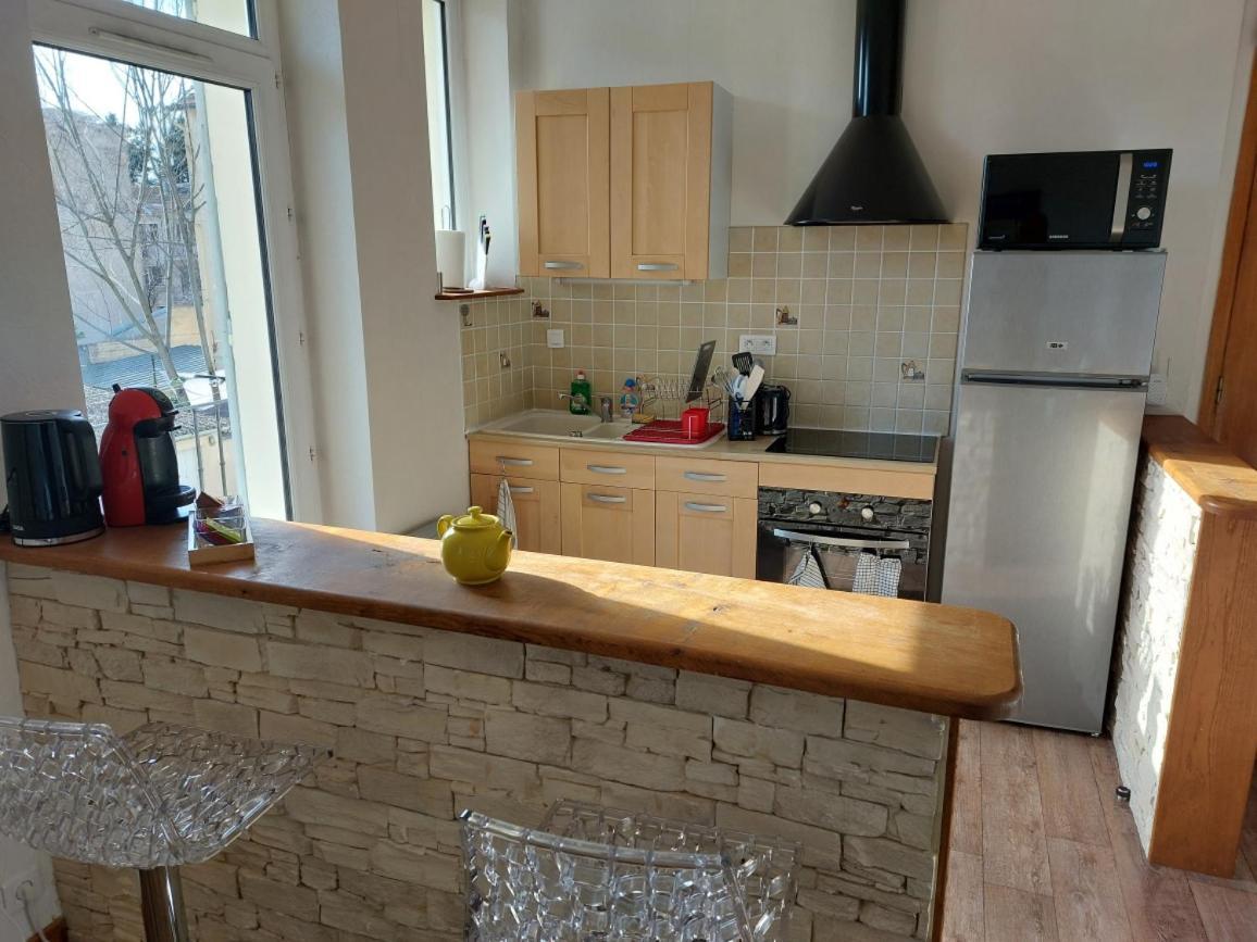 Appartement Proche Des Parcs Vichy Exterior photo