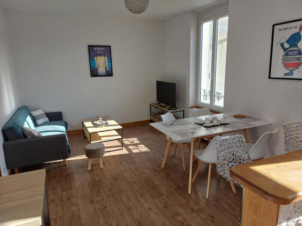 Appartement Proche Des Parcs Vichy Exterior photo